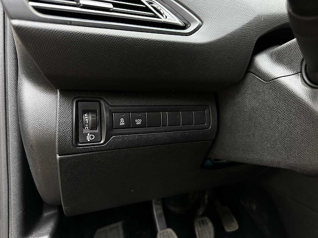 Peugeot 308 1.2 puretech active 110pk 2016, kd-319-f - afbeelding 10 van  39