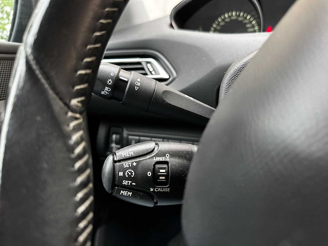Peugeot 308 1.2 puretech active 110pk 2016, kd-319-f - afbeelding 14 van  39