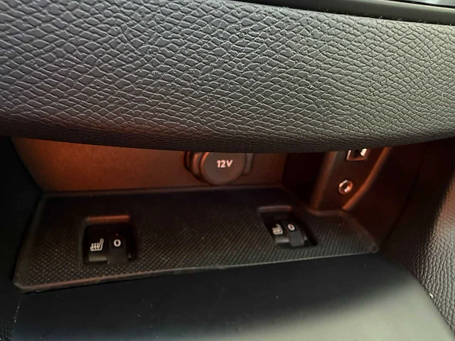 Peugeot 308 1.2 puretech allure * kl-490-h - afbeelding 9 van  23