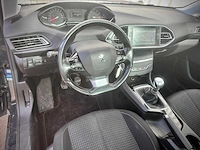 Peugeot 308 1.2 puretech blue lease executive; sv-680-d - afbeelding 10 van  13