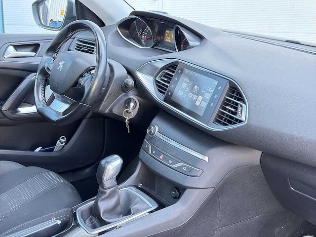 Peugeot 308 1.2 turbo blue lease executive 2016 | jf-909-k i - afbeelding 23 van  27