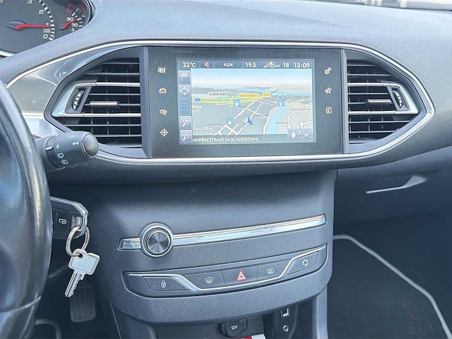 Peugeot 308 1.2 turbo blue lease executive 2016 | jf-909-k i - afbeelding 11 van  23