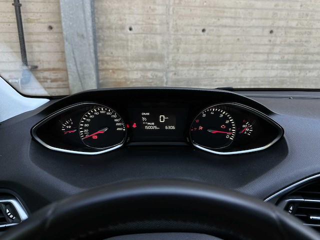 Peugeot 308 1.6 thp blue lease premium 154pk 2014, 3-tgr-06 - afbeelding 2 van  29