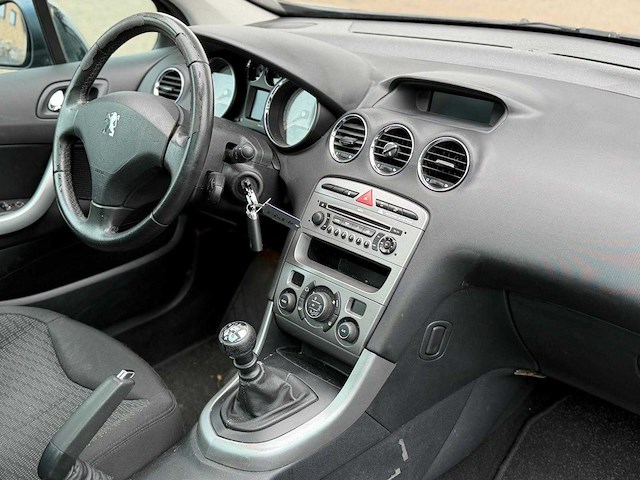 Peugeot 308 1.6 thp xt 77-ghg-3 - afbeelding 14 van  21