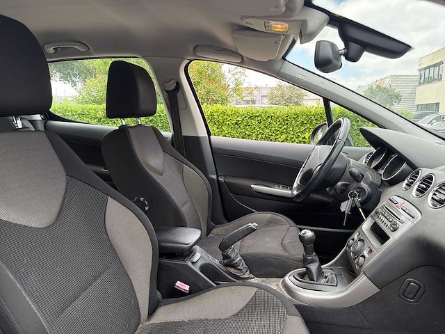 Peugeot 308 1.6 vti blue lease executive 2011 | 20-rjb-5 - afbeelding 6 van  11