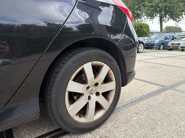 Peugeot 308 1.6 vti blue lease executive 2011 | 20-rjb-5 - afbeelding 7 van  11