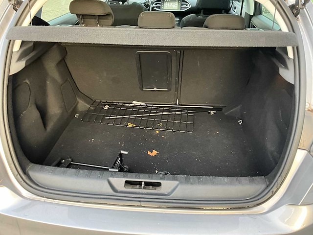 Peugeot 308 personenauto - afbeelding 18 van  40