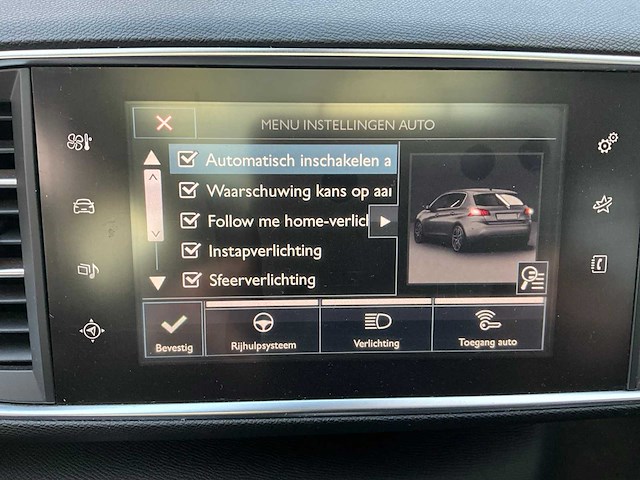 Peugeot 308 personenauto - afbeelding 32 van  40