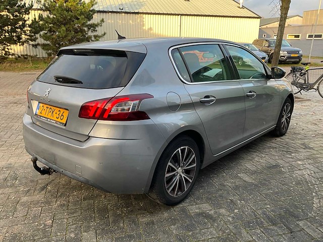 Peugeot 308 personenauto - afbeelding 34 van  40
