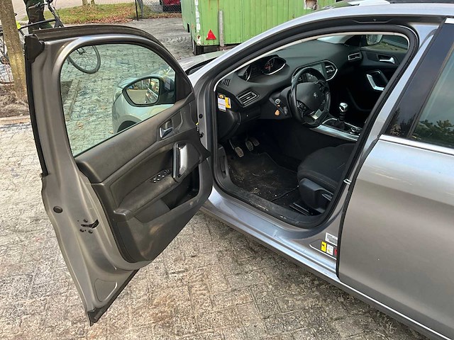 Peugeot 308 personenauto - afbeelding 40 van  40
