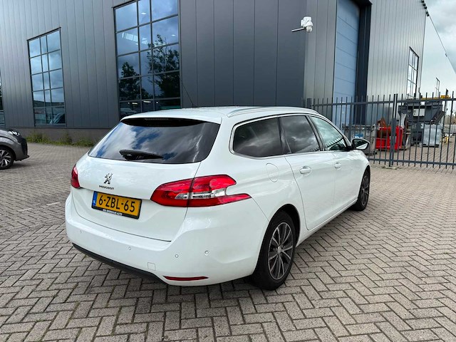 Peugeot 308 sw - 1.2 e-turbo allure, 6-zbl-65 - afbeelding 10 van  17
