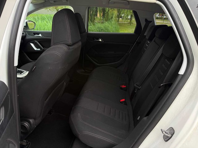 Peugeot 308 sw - 1.2 e-turbo allure, 6-zbl-65 - afbeelding 15 van  17