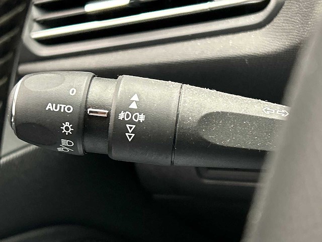 Peugeot 308 sw 1.2 e-thp première 2014| 7-xgd-77 - afbeelding 17 van  43