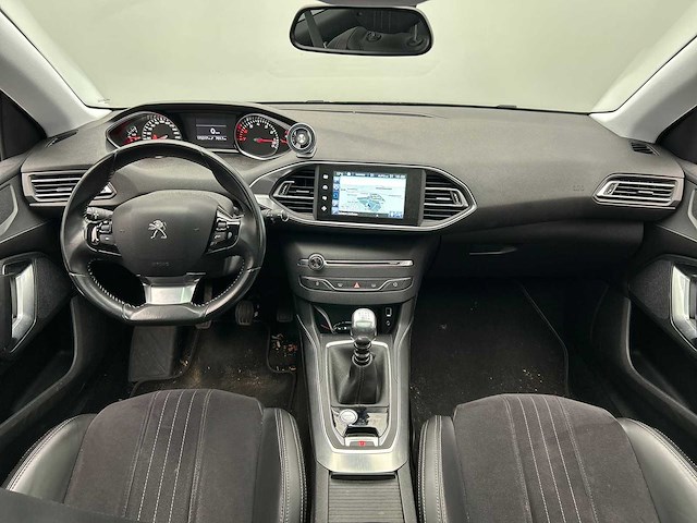Peugeot 308 sw 1.2 e-thp première 2014| 7-xgd-77 - afbeelding 37 van  43