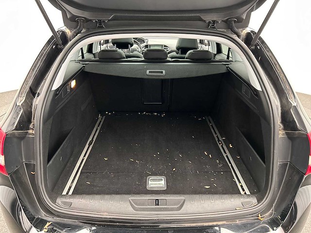 Peugeot 308 sw 1.2 e-thp première 2014| 7-xgd-77 - afbeelding 39 van  43
