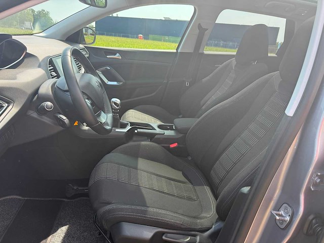 Peugeot 308 sw 1.2 e-turbo blue lease executive, 5-zbp-25 - afbeelding 17 van  21