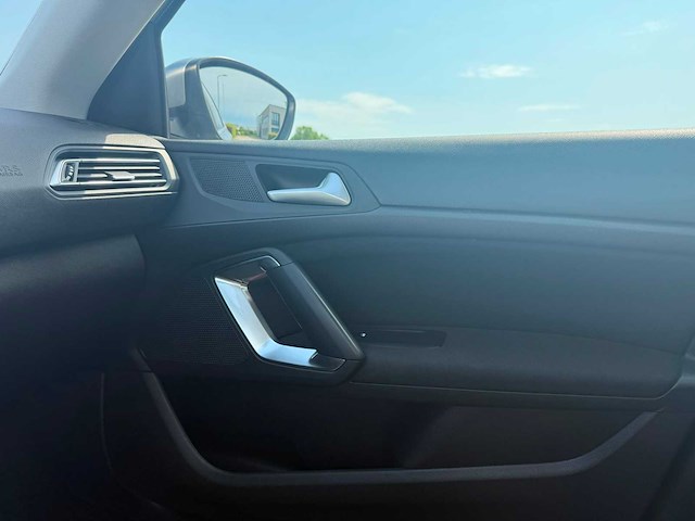 Peugeot 308 sw 1.2 e-turbo blue lease executive, 5-zbp-25 - afbeelding 21 van  21