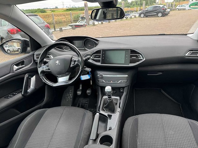 Peugeot 308 sw 1.2 puret.blue l. ex *td-547-f - afbeelding 6 van  31