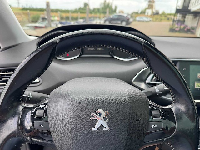 Peugeot 308 sw 1.2 puret.blue l. ex *td-547-f - afbeelding 16 van  31