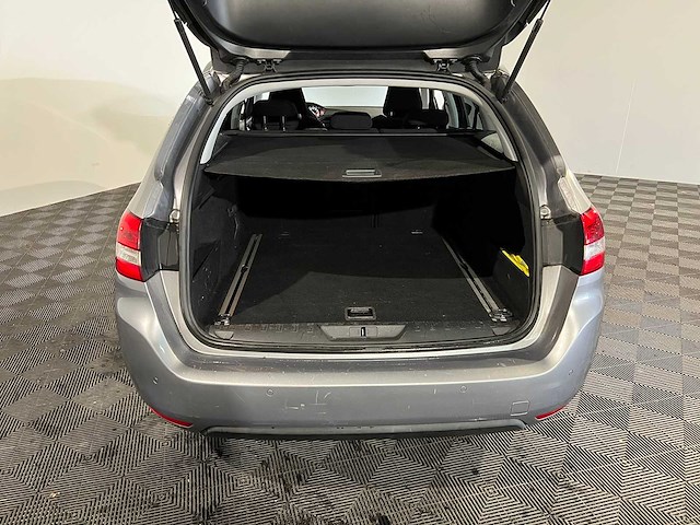 Peugeot 308 sw 1.2 puret.blue l. pr, gf-579-h - afbeelding 12 van  17