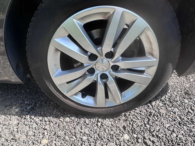 Peugeot 308 sw 1.2 puret.blue l. pr tv-616-j 2017 - afbeelding 10 van  12