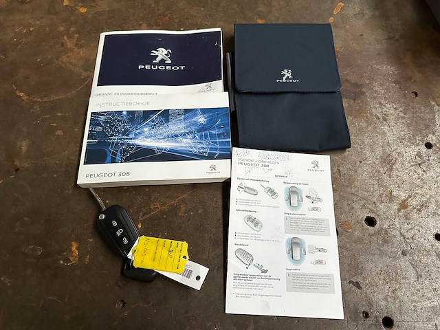 Peugeot 308 sw 1.2 puret.blue lease 109pk 2017, nj-659-d - afbeelding 32 van  38