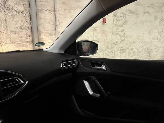 Peugeot 308 sw 1.2 puret.blue lease 109pk 2017, nj-659-d - afbeelding 27 van  38