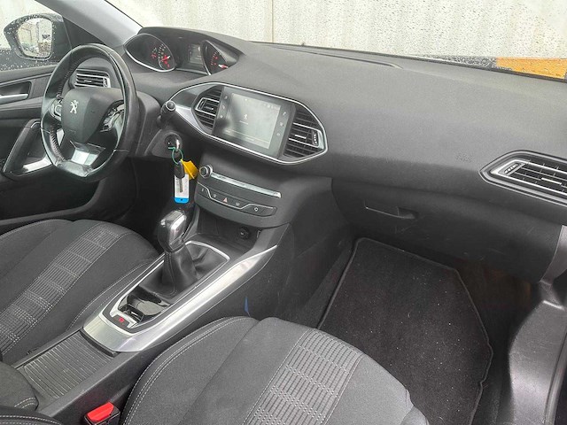 Peugeot 308 sw 1.2 puretech allure * rk-608-z - afbeelding 7 van  18