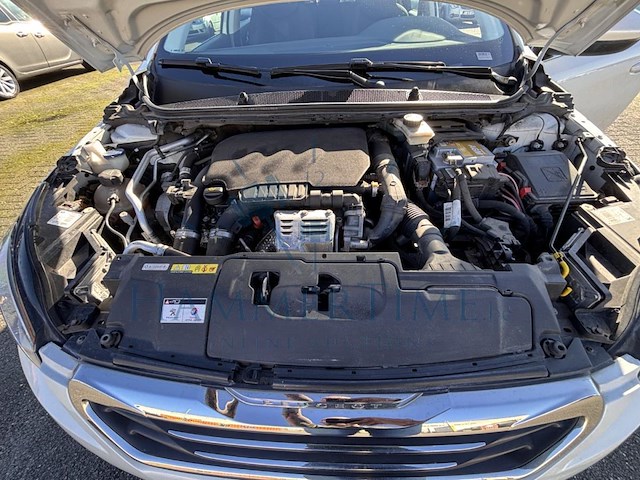 Peugeot 308 sw 1.2 puretech allure stt 130 at, 2017 - afbeelding 21 van  31