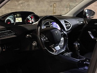 Peugeot 308 sw 1.2 puretech blue lease executive 110pk 2016 (origineel-nl), jt-458-p - afbeelding 8 van  38