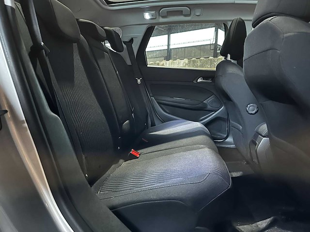 Peugeot 308 sw 1.2 puretech blue lease executive 110pk 2016 (origineel-nl), jt-458-p - afbeelding 28 van  38
