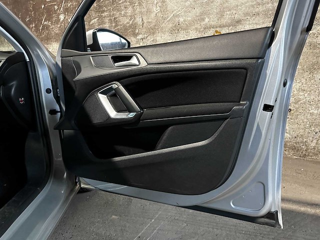 Peugeot 308 sw 1.2 puretech blue lease executive 110pk 2016 (origineel-nl), jt-458-p - afbeelding 29 van  38