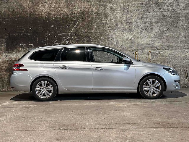 Peugeot 308 sw 1.2 puretech blue lease executive 110pk 2016 (origineel-nl), jt-458-p - afbeelding 37 van  38