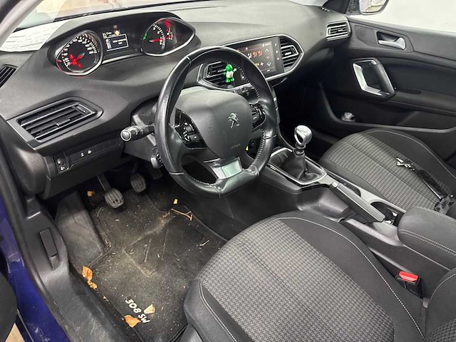 Peugeot 308 sw 1.2 puretech blue lease executive; sr-575-b - afbeelding 17 van  18