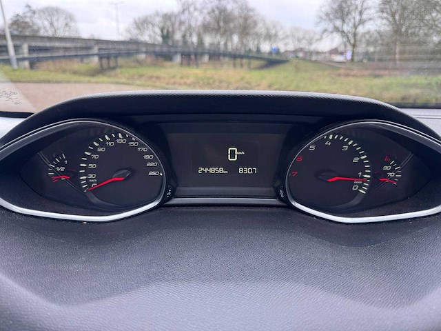 Peugeot 308 sw 1.2 puretech blue lease, gt-209-s - afbeelding 8 van  16