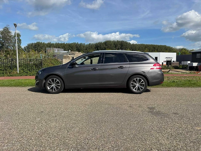 Peugeot 308 sw 1.2 puretech blue lease premium | jh-125-d i - afbeelding 1 van  14