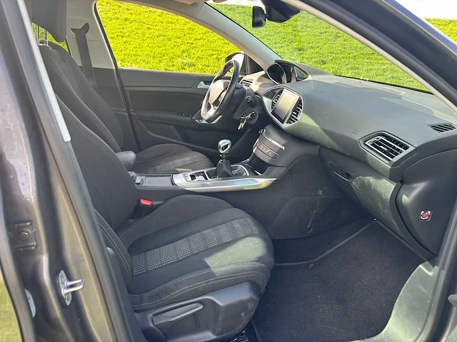 Peugeot 308 sw 1.2 puretech blue lease premium | jh-125-d i - afbeelding 12 van  14