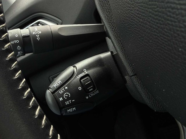 Peugeot 308 sw 1.2 puretech blue lease premium; pj-537-v - afbeelding 4 van  9