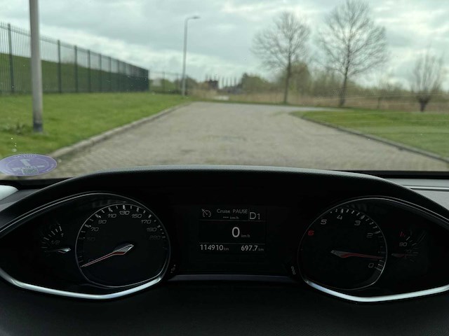 Peugeot 308 sw 1.2 puretech blue lease premium,* pj-537-v - afbeelding 2 van  17