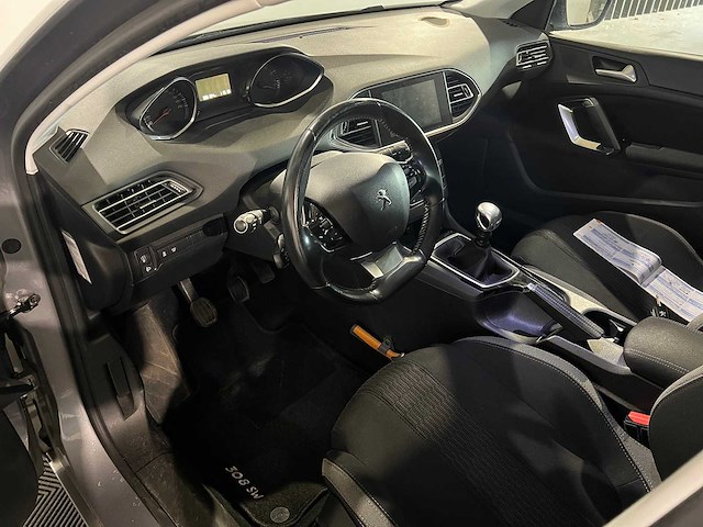 Peugeot 308 sw 1.2 puretech style, hx-808-d - afbeelding 16 van  16