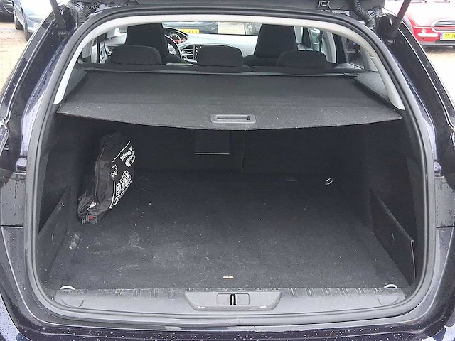 Peugeot 308 sw 1.2 turbo allure 2016 | kg-464-l - afbeelding 18 van  28