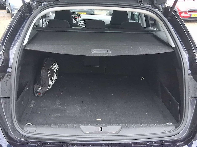 Peugeot 308 sw 1.2 turbo allure 2016 | kg-464-l - afbeelding 18 van  28