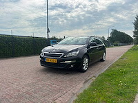 Peugeot 308 sw 1.2 turbo blue lease executive 2014 | nh-835-d i - afbeelding 9 van  13