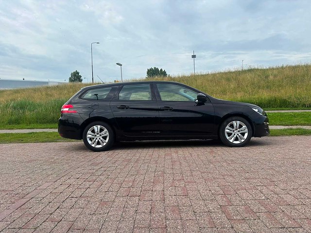 Peugeot 308 sw 1.2 turbo blue lease executive 2014 | nh-835-d i - afbeelding 11 van  13