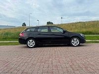 Peugeot 308 sw 1.2 turbo blue lease executive 2014 | nh-835-d i - afbeelding 11 van  13