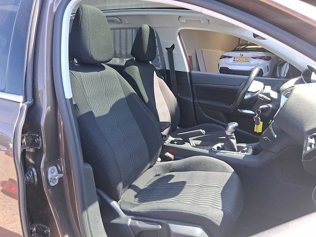 Peugeot 308 sw 1.2 turbo blue lease executive 2015 | gh-157-g - afbeelding 19 van  26
