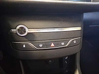 Peugeot 308 sw 1.2 turbo blue lease executive 2015 | gh-157-g - afbeelding 15 van  26