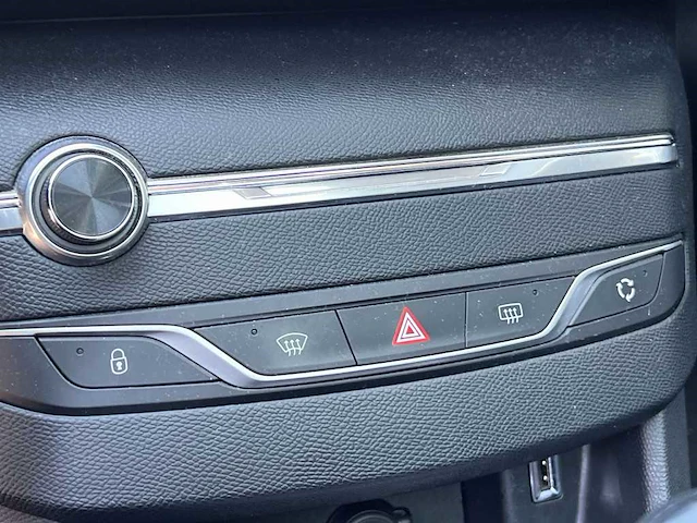 Peugeot 308 sw 1.2 turbo blue lease executive | gh-157-g - afbeelding 17 van  31