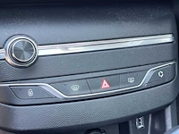 Peugeot 308 sw 1.2 turbo blue lease executive | gh-157-g - afbeelding 17 van  31