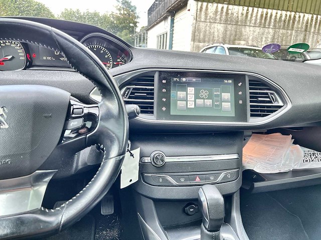 Peugeot 308 sw 1.2 turbo blue lease | jk-032-n - afbeelding 15 van  35